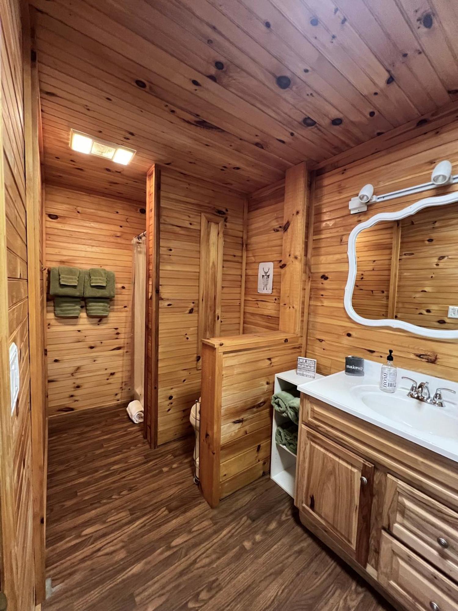 Firefly Fields 2-Acres With Guest House, Game Room, Mountain & River Views Sevierville Exterior foto